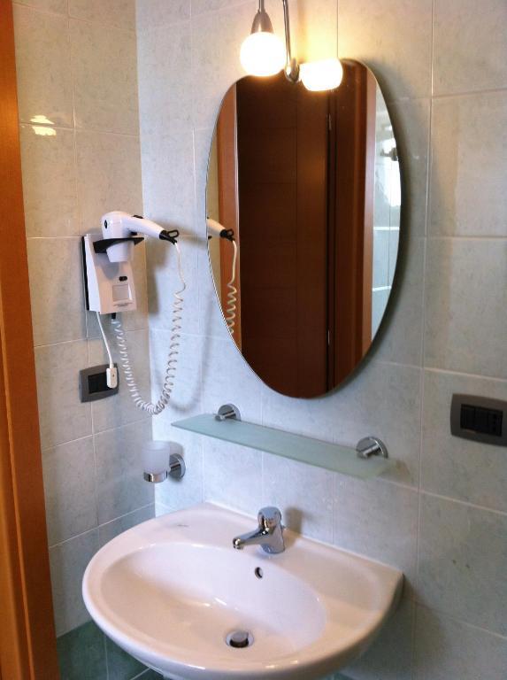 Hotel Atleti Foggia Cameră foto